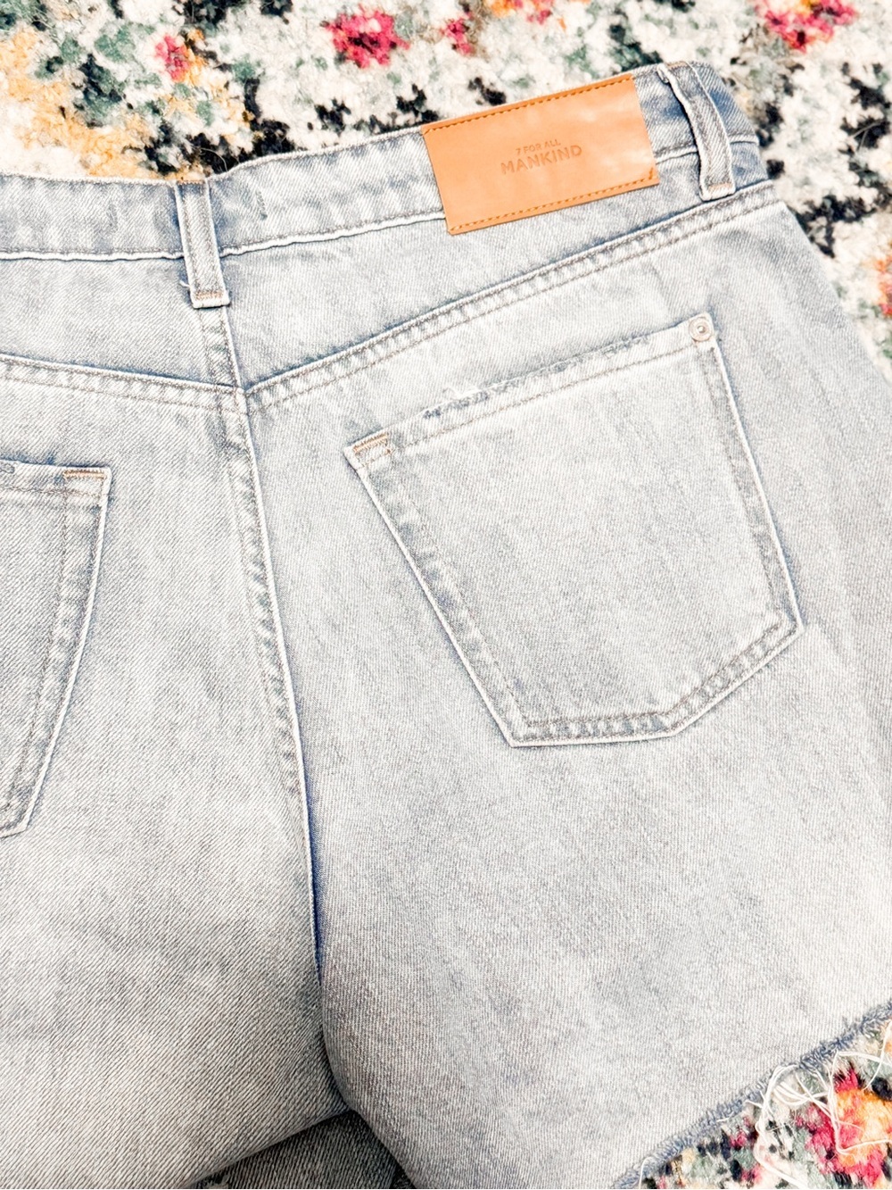7 For All Mankind Monroe Long Short Time Off Vintage Cut Hem - Picture 7 of 8